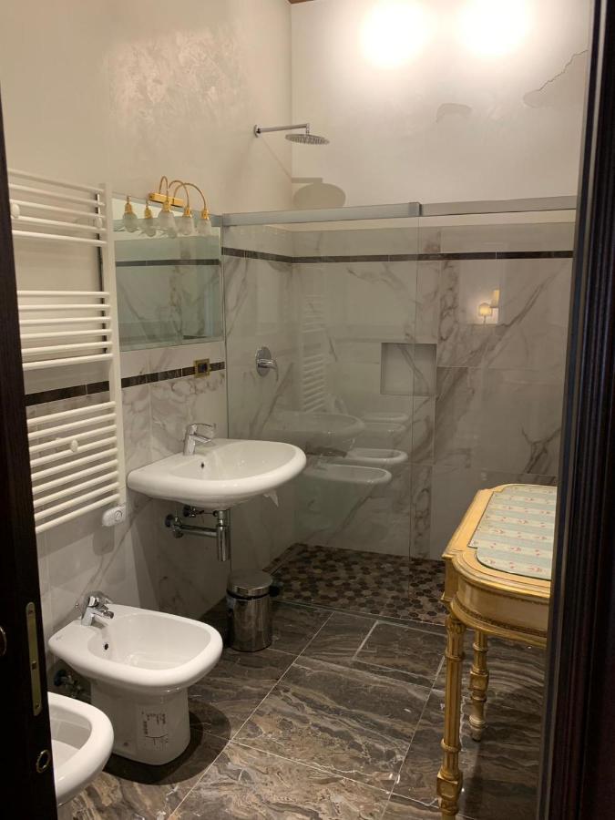 Luxury Apartment In San Marco With Canal View Veneza Exterior foto